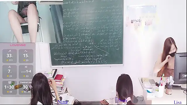Snapshot of _Math_ chatting on June 4, 3:07 pm Math online show from June 4, 3:07 pm