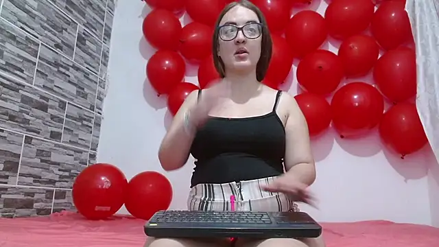 Snapshot of Venus_Santana chatting on February 23, 4:48 pm Venus Santana online show from February 23, 4:48 pm