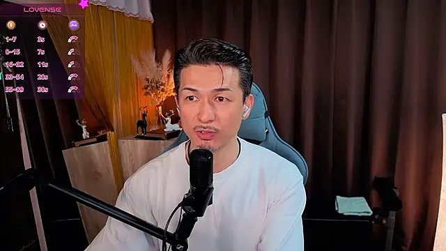 HARU-outdoor-x online show from November 8, 2:39 pm