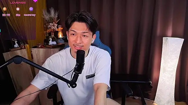 Snapshot of HARU-outdoor-x chatting on March 18, 2:31 pm HARU-outdoor-x online show from March 18, 2:31 pm