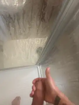 LucaDonna998 online show from December 19, 10:32 pm