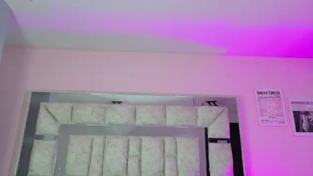 Sara Greey online show from October 27, 1:04 pm