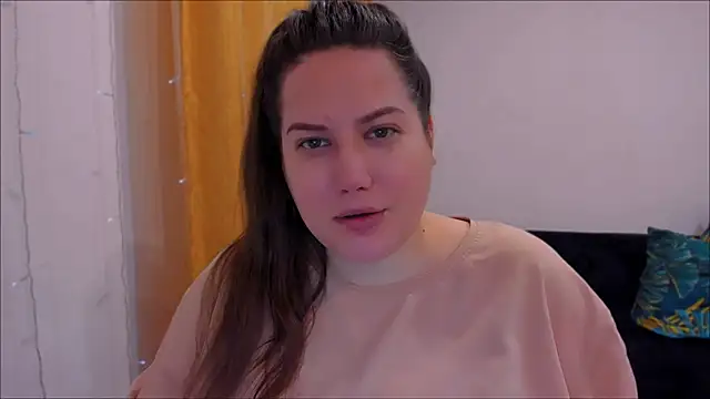  madalexa  online show from February 13, 3:35 pm