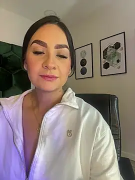 GabriellaFerrer online show from January 16, 11:15 am