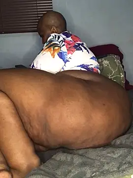 Snapshot of sotho_ssbbw chatting on May 27, 1:02 am sotho ssbbw online show from May 27, 1:02 am