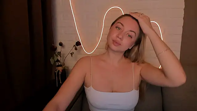 DanielaWisse online show from December 2, 10:01 pm