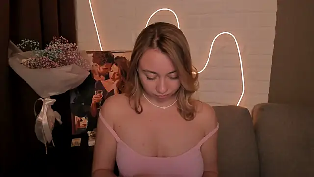 DanielaWisse online show from December 21, 4:41 am