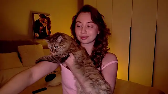 DanielaWisse online show from June 12, 8:41 pm