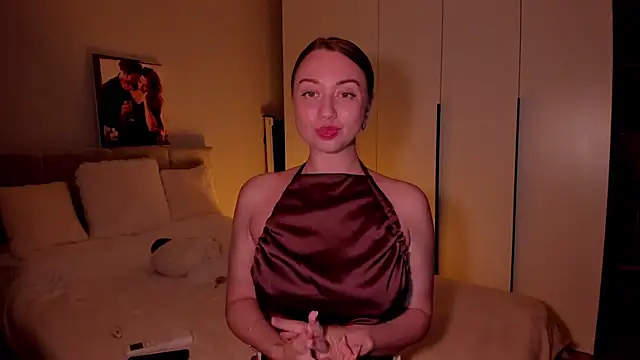 Snapshot of DanielaWisse chatting on July 3, 9:10 pm DanielaWisse online show from July 3, 9:10 pm