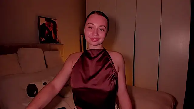 Snapshot of DanielaWisse chatting on July 19, 9:40 pm DanielaWisse online show from July 19, 9:40 pm