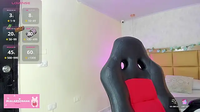 LARSONMIA online show from February 4, 12:33 pm