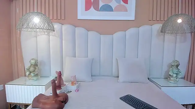 Snapshot of Sara_Vanegas chatting on March 4, 11:49 am Sara Vanegas online show from March 4, 11:49 am