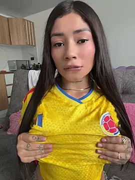 Roxanne 08 online show from July 7, 7:40 pm