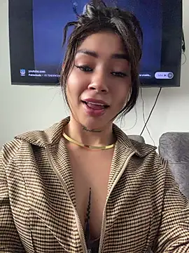Roxanne 08 online show from August 6, 8:11 pm