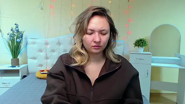 SallyVerda online show from January 18, 6:21 pm