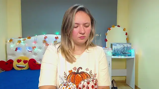 Snapshot of SallyVerda chatting on November 12, 7:13 pm SallyVerda online show from November 12, 7:13 pm