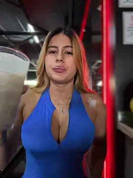 Amber Martins  online show from October 5, 5:33 pm