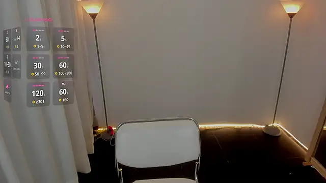 Snapshot of Dayanna_tecca chatting on February 17, 10:05 pm Dayanna tecca online show from February 17, 10:05 pm