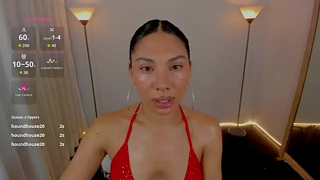 Snapshot of Dayanna_tecca chatting on February 19, 8:49 pm Dayanna tecca online show from February 19, 8:49 pm