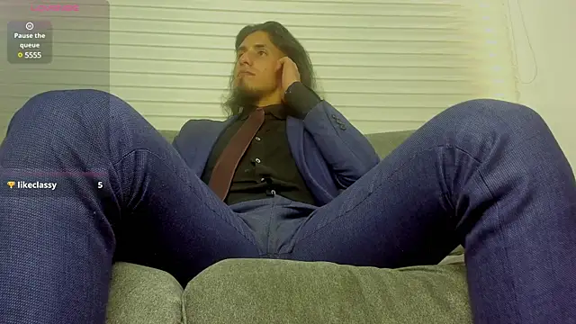 Tom blunt96 online show from December 12, 5:26 pm