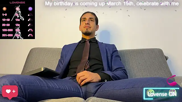 Snapshot of Tom_blunt96 chatting on March 9, 8:40 am Tom blunt96 online show from March 9, 8:40 am