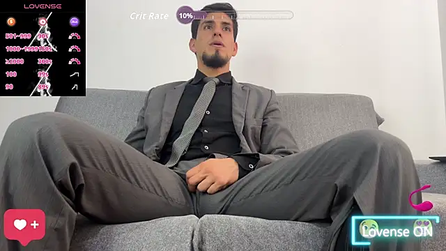 Snapshot of Tom_blunt96 chatting on April 18, 7:07 pm Tom blunt96 online show from April 18, 7:07 pm
