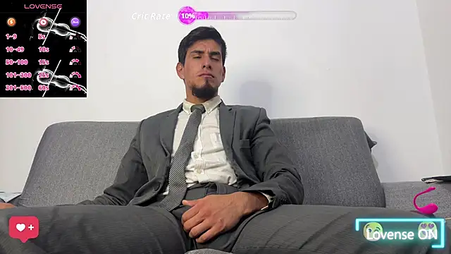 Snapshot of Tom_blunt96 chatting on May 3, 10:21 am Tom blunt96 online show from May 3, 10:21 am
