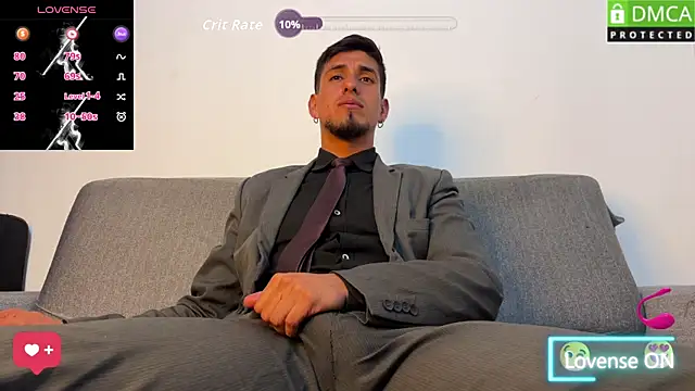Snapshot of Tom_blunt96 chatting on May 24, 12:32 pm Tom blunt96 online show from May 24, 12:32 pm