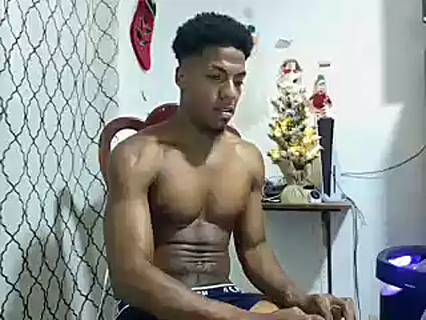 Snapshot of andrews2399 chatting on December 16, 6:10 am andrews2399 online show from December 16, 6:10 am