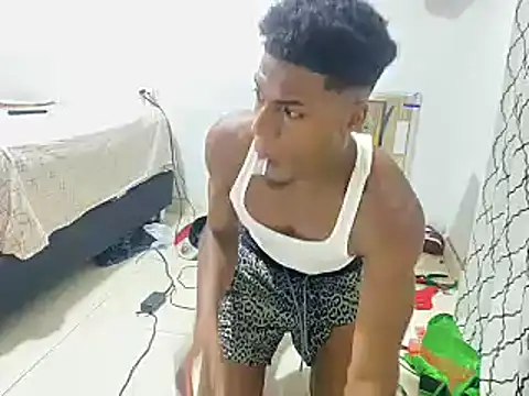 Snapshot of andrews2399 chatting on December 23, 4:12 am andrews2399 online show from December 23, 4:12 am