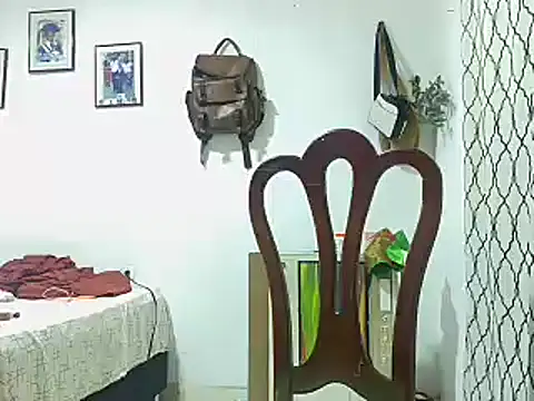 Snapshot of andrews2399 chatting on December 28, 3:26 am andrews2399 online show from December 28, 3:26 am