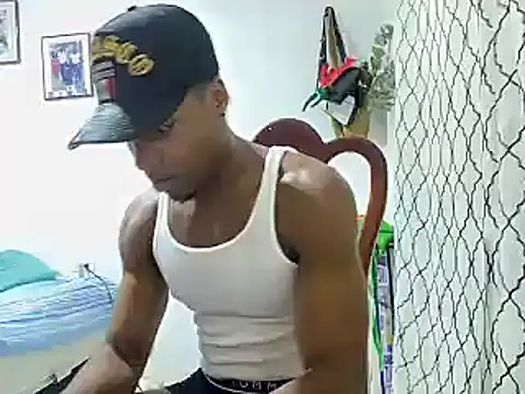 Snapshot of andrews2399 chatting on December 31, 4:16 am andrews2399 online show from December 31, 4:16 am