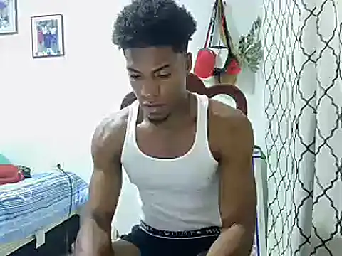 Snapshot of andrews2399 chatting on January 4, 5:37 am andrews2399 online show from January 4, 5:37 am