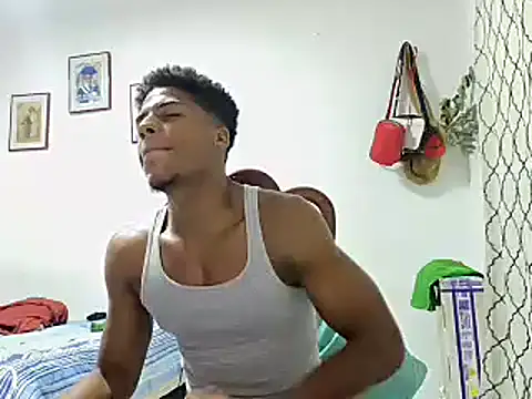 Snapshot of andrews2399 chatting on January 5, 2:49 am andrews2399 online show from January 5, 2:49 am