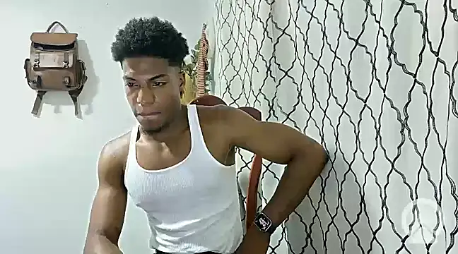 Snapshot of andrews2399 chatting on January 15, 5:19 am andrews2399 online show from January 15, 5:19 am