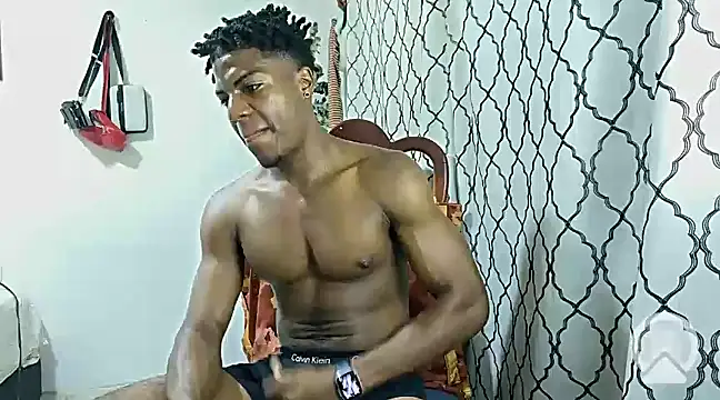 Snapshot of andrews2399 chatting on March 13, 12:59 am andrews2399 online show from March 13, 12:59 am