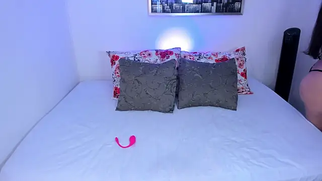 lau miller online show from September 21, 1:18 am