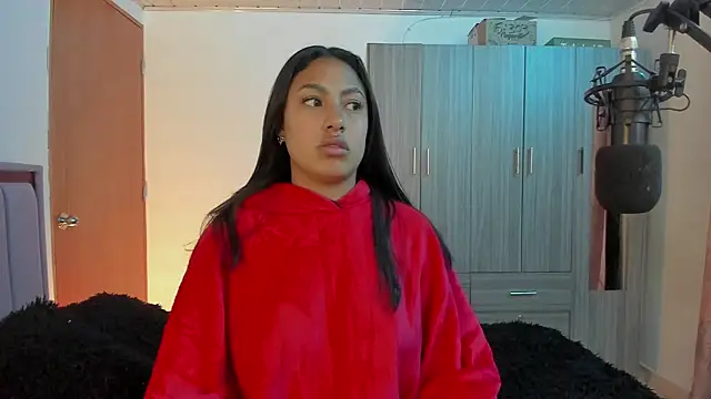 Snapshot of Kayla_foxxy chatting on September 14, 2:11 am Kayla foxxy online show from September 14, 2:11 am