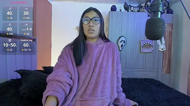 Snapshot of Kayla_foxxy chatting on October 21, 4:57 am Kayla foxxy online show from October 21, 4:57 am