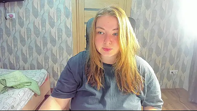 Snapshot of valery1610 chatting on July 28, 8:32 am valery1610 online show from July 28, 8:32 am