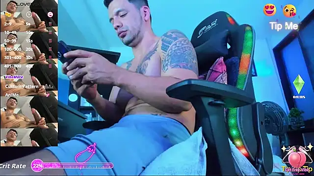 Snapshot of danitattoshot23cmc chatting on October 25, 3:47 am danitattoshot23cmc online show from October 25, 3:47 am