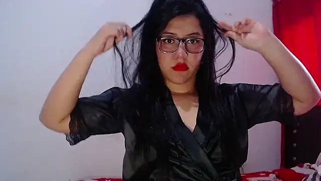 LuciaTomson online show from July 30, 7:46 pm
