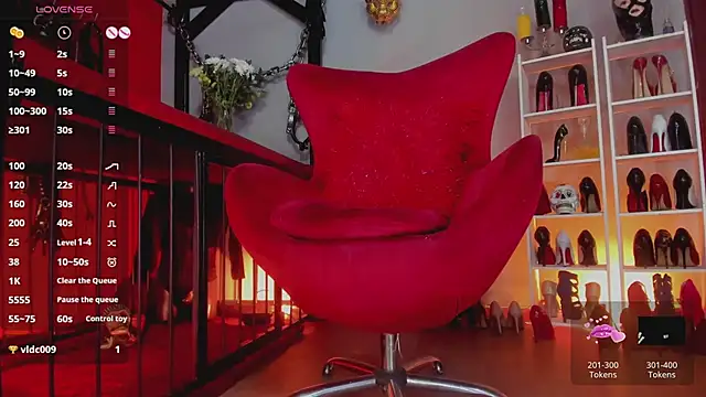 Snapshot of MistressAndre chatting on March 1, 5:59 pm MistressAndre online show from March 1, 5:59 pm