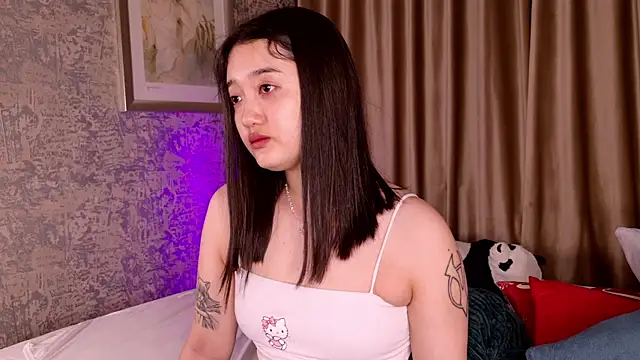 FreyaRaya online show from June 3, 3:31 am
