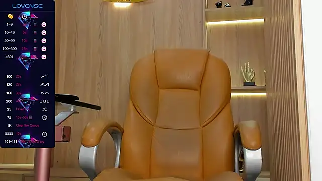 Snapshot of George_Diesell chatting on February 11, 11:22 pm George Diesell online show from February 11, 11:22 pm