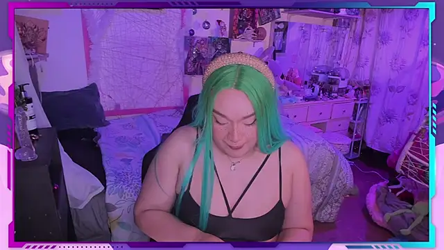 Snapshot of MegariaB chatting on December 28, 3:58 am MegariaB online show from December 28, 3:58 am