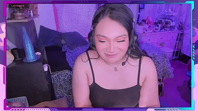 Snapshot of MegariaB chatting on January 3, 4:44 am MegariaB online show from January 3, 4:44 am