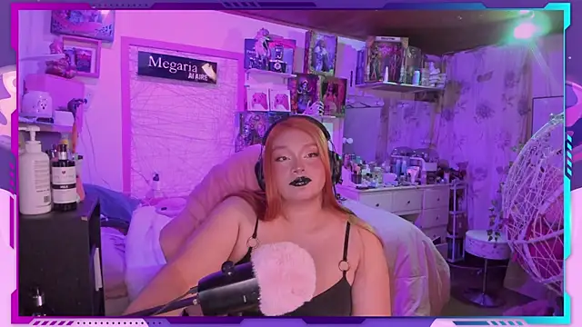 Snapshot of MegariaB chatting on September 14, 3:38 am MegariaB online show from September 14, 3:38 am