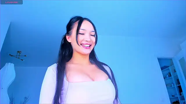 Snapshot of Sweet_yasu chatting on December 22, 10:01 am Sweet yasu online show from December 22, 10:01 am