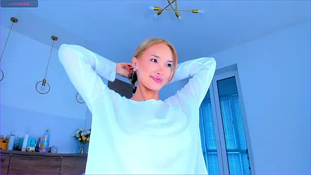 Snapshot of Sweet_yasu chatting on March 6, 5:59 am Sweet yasu online show from March 6, 5:59 am